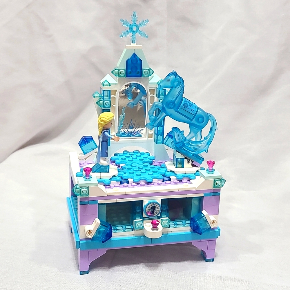 Disney Frozen Lego jewelry box